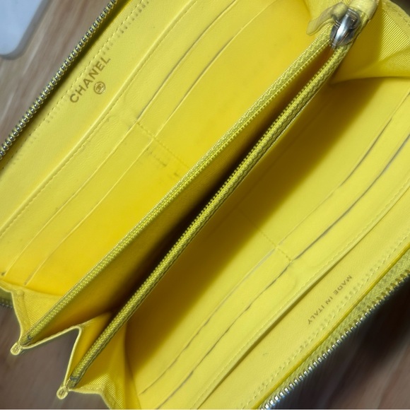 Authentic CHANEL Matelasse Yellow Lambskin Bi-Fold Zip Around Wallet - Picture 6 of 16